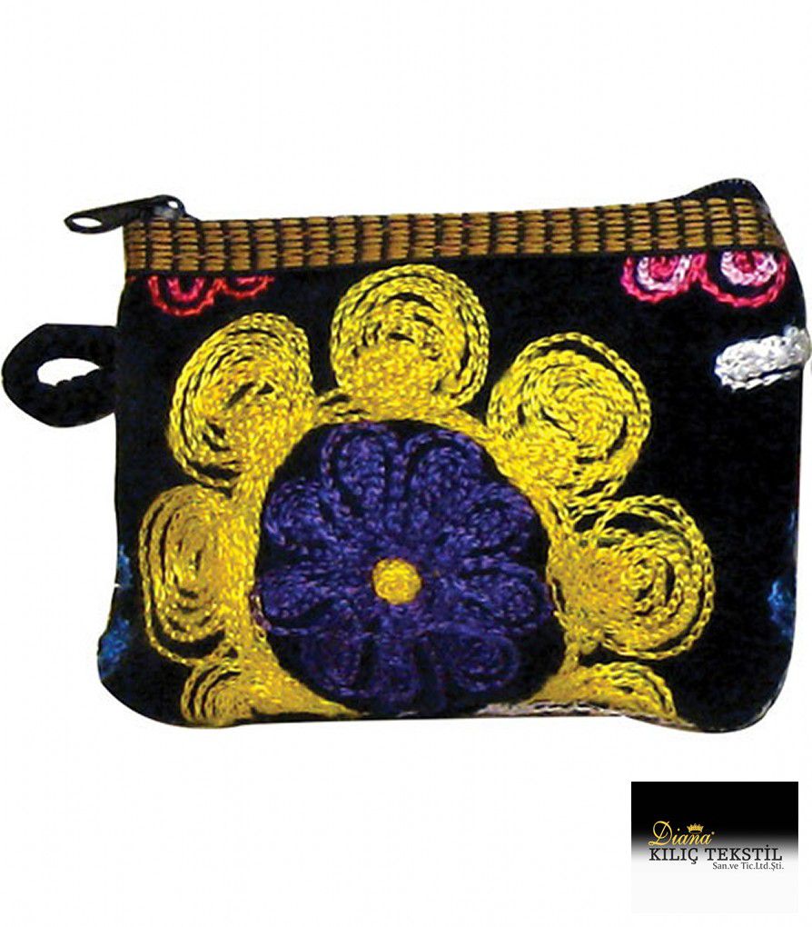 Collection YUN ART Carpet Kilim Bags Ltd. — look 2