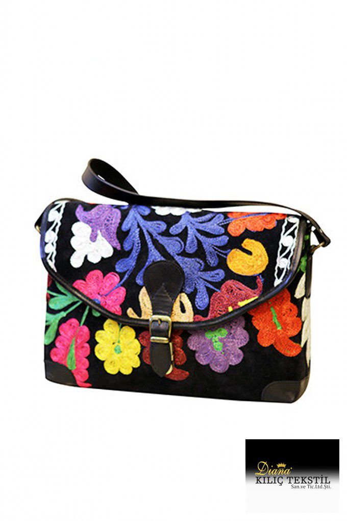 Collection YUN ART Carpet Kilim Bags Ltd. — look 1