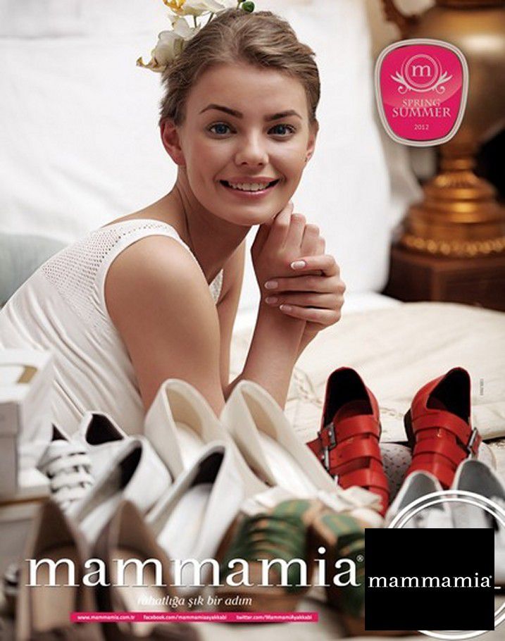 مجموعة Маммамia Shoes — إطلالة 1