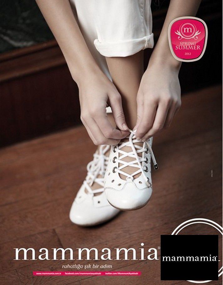 مجموعة Маммамia Shoes — إطلالة 1