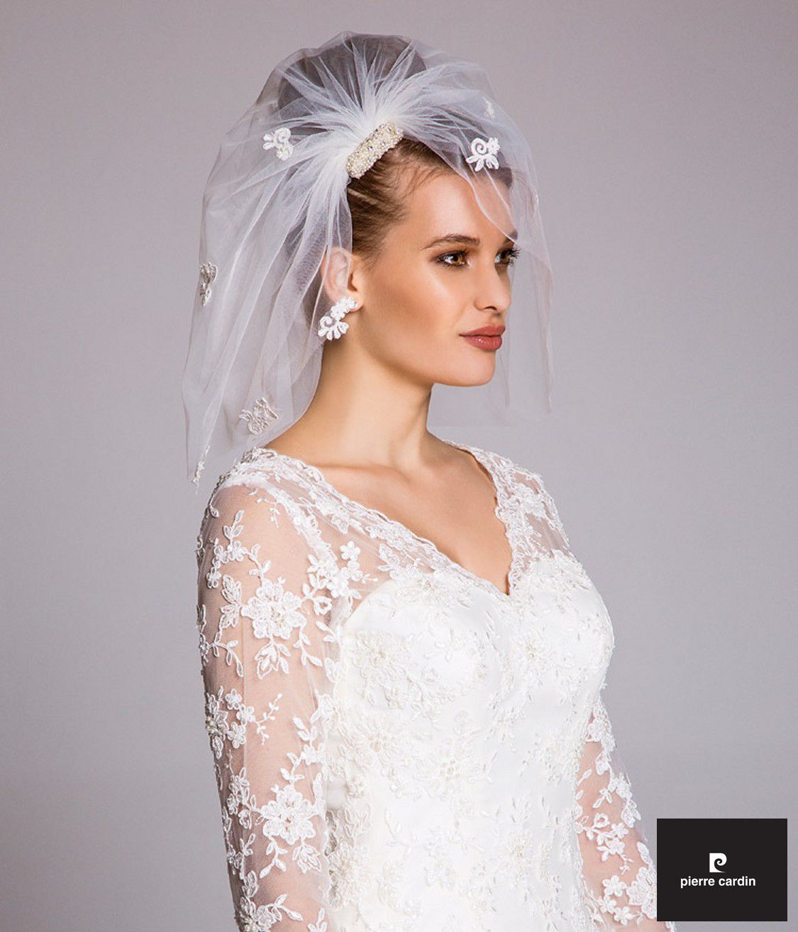 مجموعة Pierre Cardin Bridal Dresses