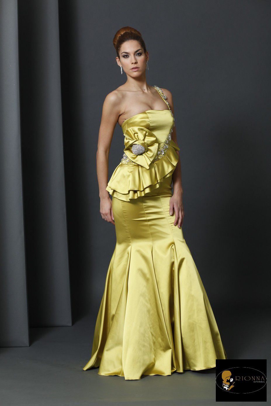 Rionna Dresses Fashion koleksiyonu — görsel 1