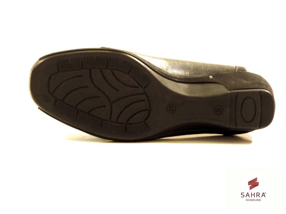 مجموعة Sahra Orthopedic Shoes — إطلالة 3