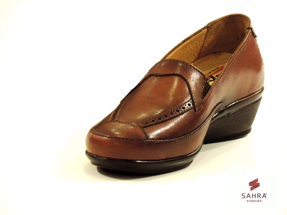 مجموعة Sahra Orthopedic Shoes — إطلالة 3