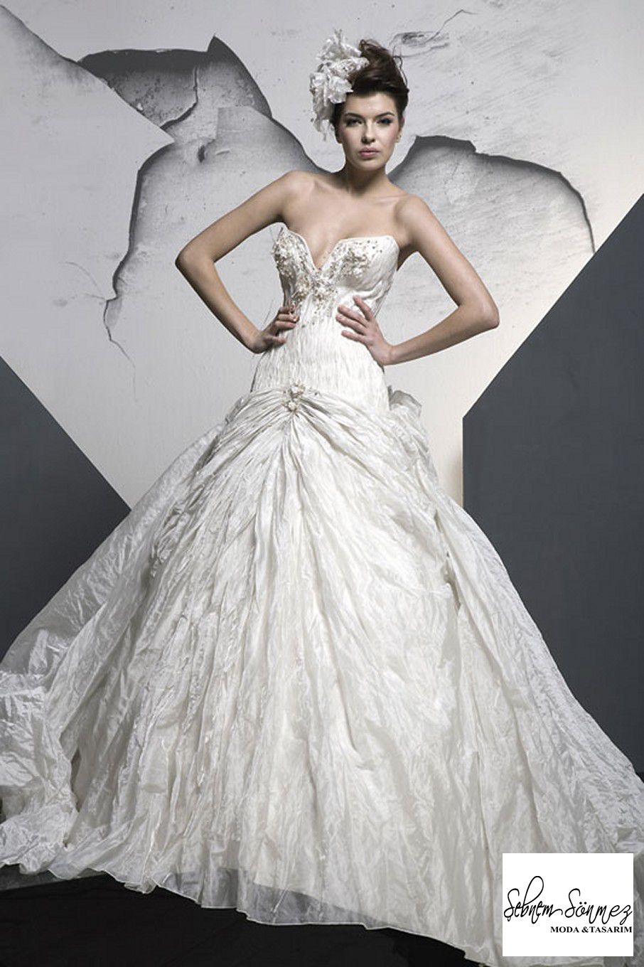 Sebnem Bridal Fashion Design 2014 collection — look 3