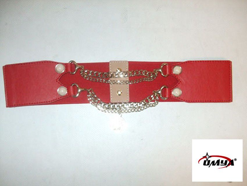 Kollektion Umya Belts – Look 2